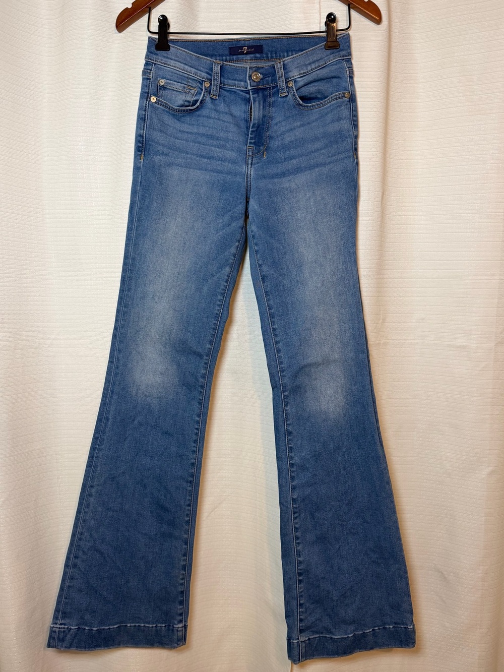 7 For All Mankind Dojo Women’s Light Blue Denim Jeans - - Picture 2 of 6